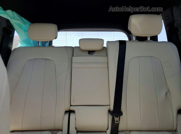 W1N4M4GB8SW381917 2025 MERCEDES-BENZ GLB-CLASS Black Rear interior view