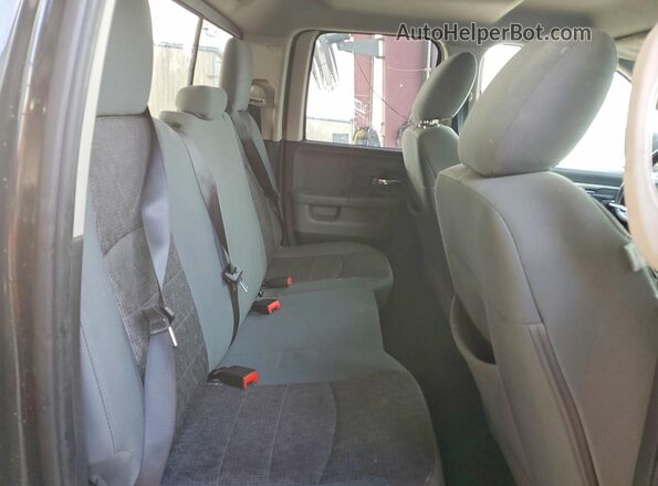 1C6RR6GT4GS147489 2016 RAM 1500 Black Rear interior view