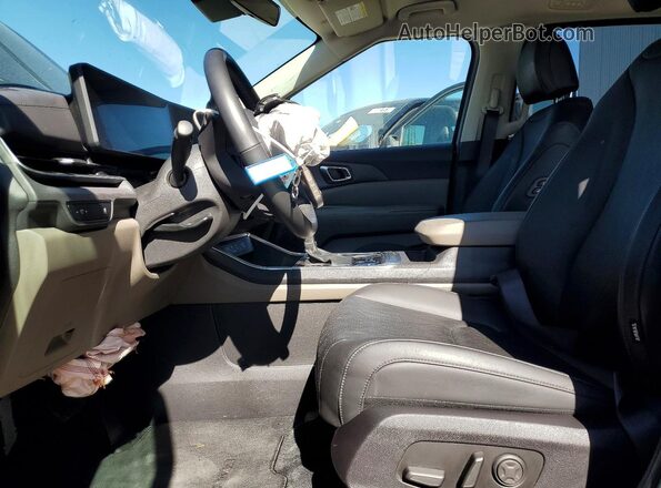 KNDNC5K31T6570270 2026 KIA CARNIVAL Black Vista del salpicadero