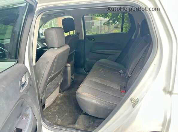 2GKFLSEK8H6121583 2017 GMC TERRAIN White Widok tylnych siedzeń