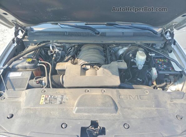 1GKS2CKJ5JR312407 2018 GMC YUKON Silver VIN կոդի պիտակի տեսք