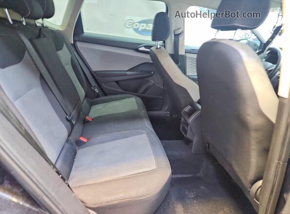 3VVDX7B20NM017049 2022 VOLKSWAGEN TAOS Gray Widok komory silnika