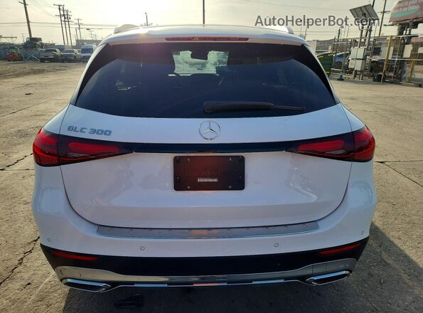 W1NKM4GB9SF405133 2025 MERCEDES-BENZ GLC-CLASS White Widok wnętrza z przodu