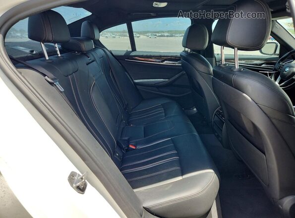 WBAJA9C59JB253480 2018 BMW 5 SERIES White Вид задньої частини салону