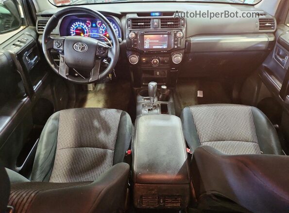 JTEBU5JRXG5372056 2016 TOYOTA 4RUNNER Черный Вид щитка приборов