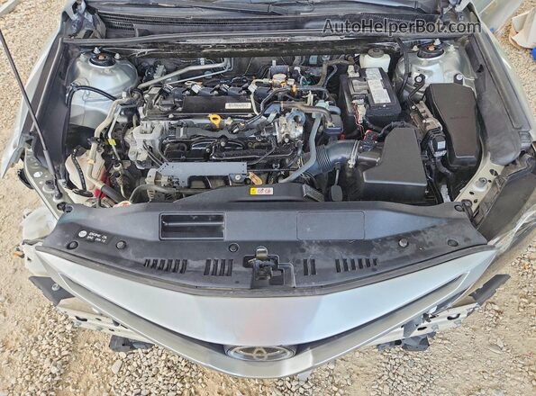 4T1G11AK1MU478357 2021 TOYOTA CAMRY Silver ძრავის განყოფილების ხედი