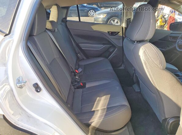 JF2GUABC0RH346212 2024 SUBARU CROSSTREK Белый Вид задней части салона