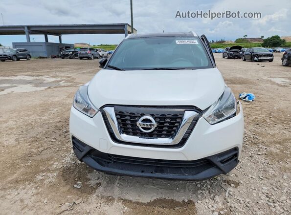 3N1CP5CUXKL471022 2019 NISSAN KICKS White Rear view