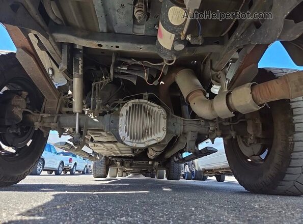 1FT8W2BTXNED04418 2022 FORD F250 Silver Սալոնի 360 աստիճան տեսք