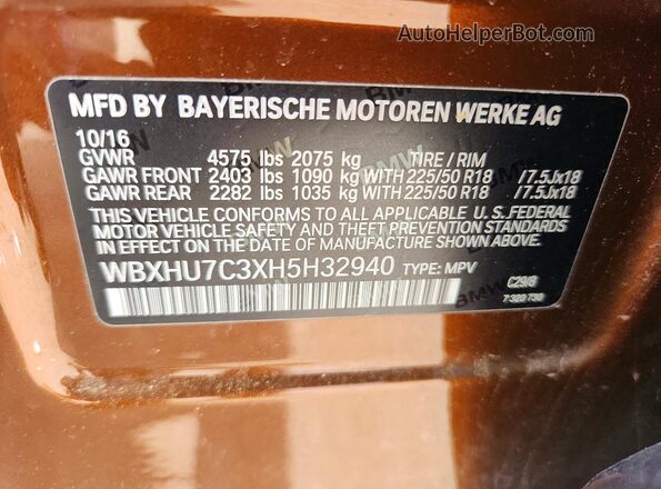 WBXHU7C3XH5H32940 2017 BMW X1 Brown Панорамний вид салону 360°
