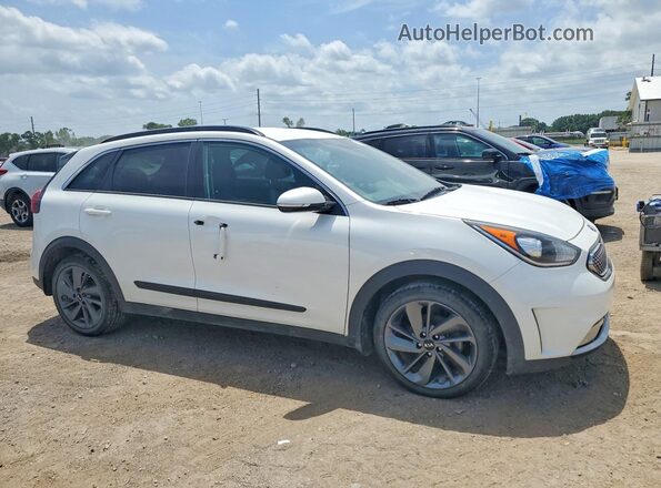 KNDCC3LC2H5092237 2017 KIA NIRO White Դիմացի տեսք