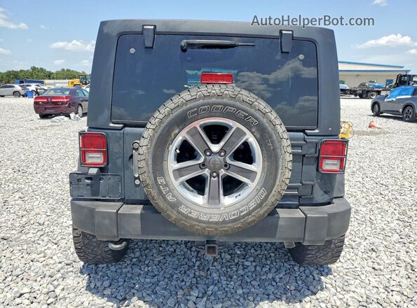 1C4BJWDG4HL678163 2017 JEEP WRANGLER Серебряный Вид салона спереди