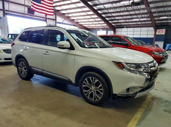 JA4AZ3A32GZ004569 2016 MITSUBISHI OUTLANDER White წინა ხედი