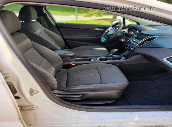 1G1BE5SM8K7147452 2019 CHEVROLET CRUZE White უკანა ხედი