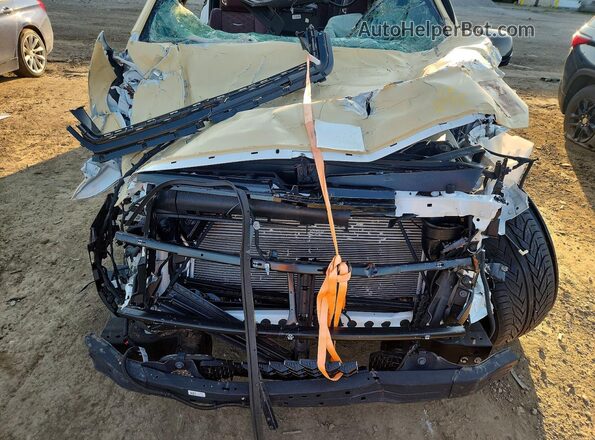 1GYS9PRL5SR229044 2025 CADILLAC ESCALADE Beige Widok komory silnika