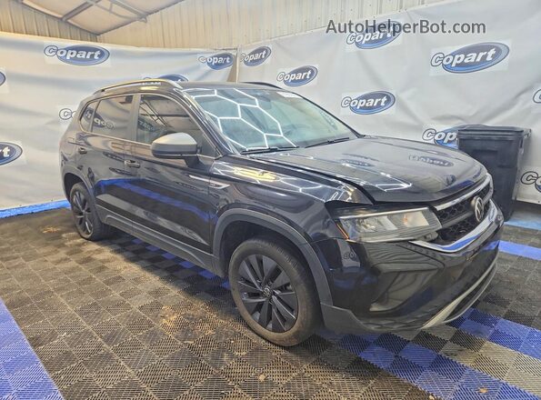 3VVDX7B20NM017049 2022 VOLKSWAGEN TAOS Gray Widok z przodu