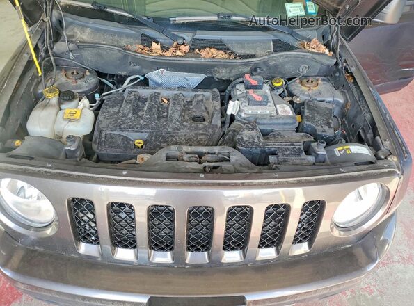 1C4NJRBB7HD135275 2017 JEEP PATRIOT Gray ძრავის განყოფილების ხედი