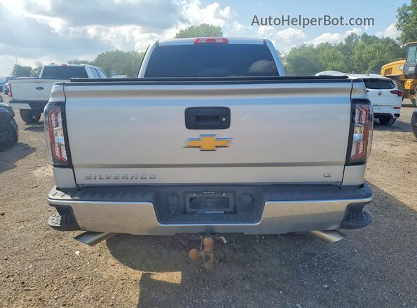 1GCVKREC5JZ151047 2018 CHEVROLET SILVERADO Silver Вид салону спереду