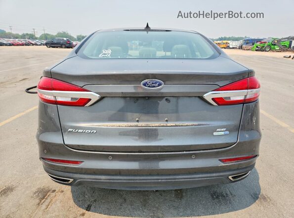 3FA6P0T96KR179668 2019 FORD FUSION Gray Front interior view