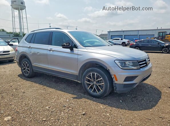 3VV2B7AX8LM015596 2020 VOLKSWAGEN TIGUAN Серебряный Вид спереди