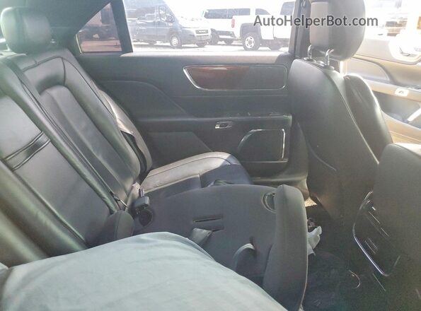 1LN6L9TP1H5602933 2017 LINCOLN CONTINENTA Black უკანა სალონის ხედი