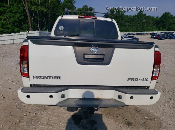 1N6AD0EV4JN758003 2018 NISSAN FRONTIER White Вид салону спереду