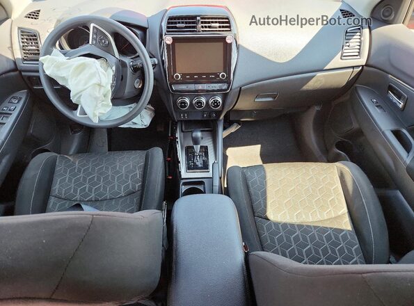 JA4ARUAU7TU005593 2026 MITSUBISHI OUTLANDER Red Vista del cuadro de instrumentos