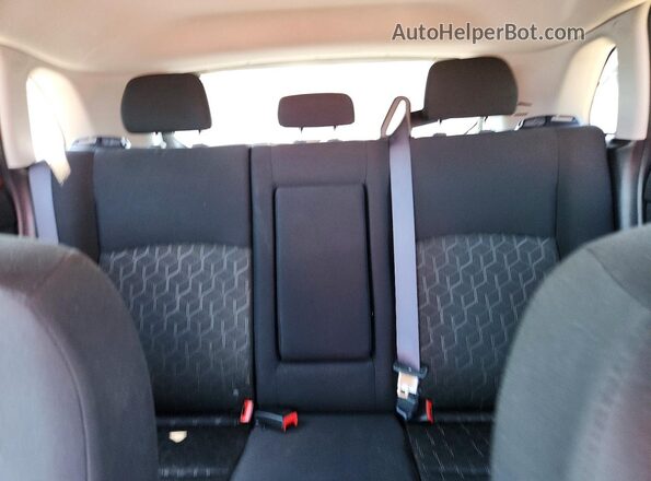 JA4ARUAU7TU005593 2026 MITSUBISHI OUTLANDER Red Vista interior trasera