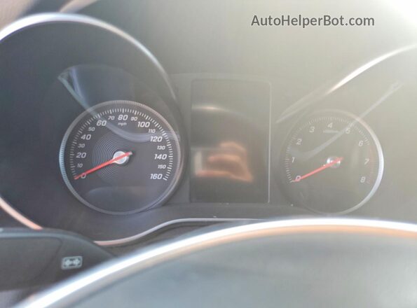 WDDWJ4JB0JF626389 2020 MERCEDES-BENZ C White Vista de los asientos traseros