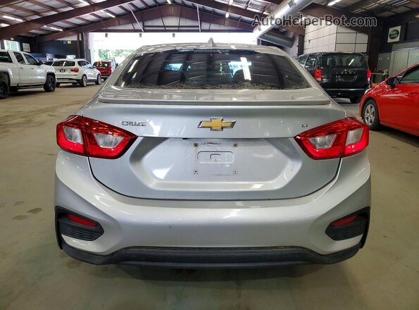 1G1BE5SM0H7191678 2017 CHEVROLET CRUZE Silver Vista interior delantera