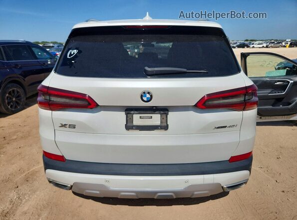 5UXCR6C5XKLL05633 2019 BMW X5 White Vista interior delantera