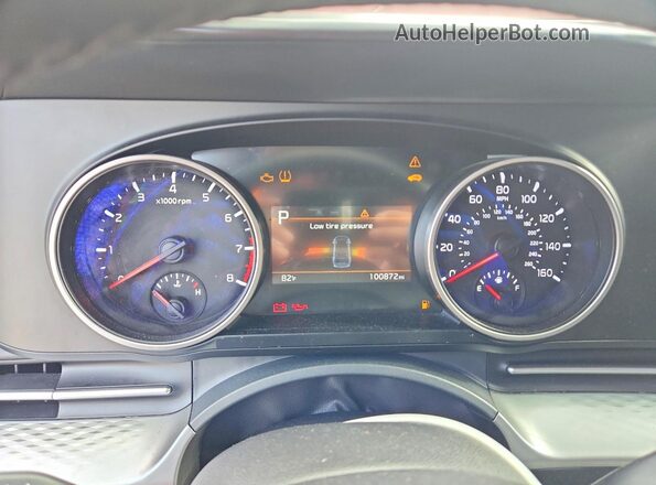 KNDNB4H30N6133724 2022 KIA ALL OTHER Red უკანა სავარძლების ხედი
