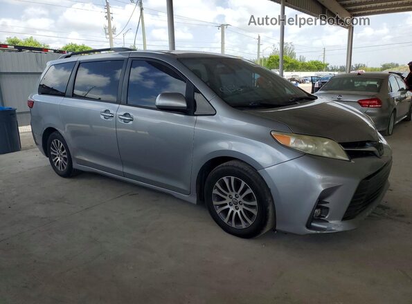 5TDYZ3DC2JS905000 2018 TOYOTA SIENNA Gray Вид спереду