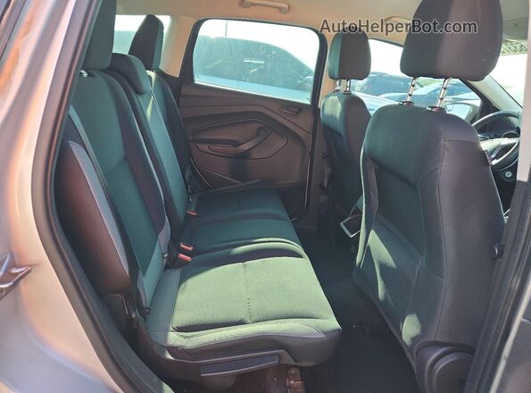1FMCU0F7XGUC25756 2016 FORD ESCAPE Silver Widok wnętrza z tyłu