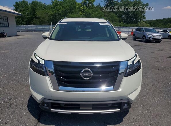 5N1DR3CC5NC269014 2022 NISSAN PATHFINDER White Rear view
