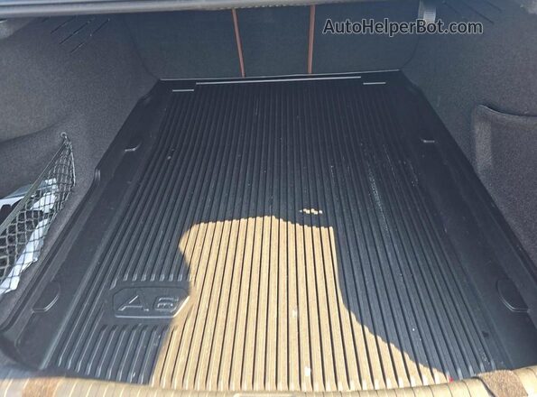 WAUL2AF23MN055781 2021 AUDI A6 Black Vista del compartimento del motor