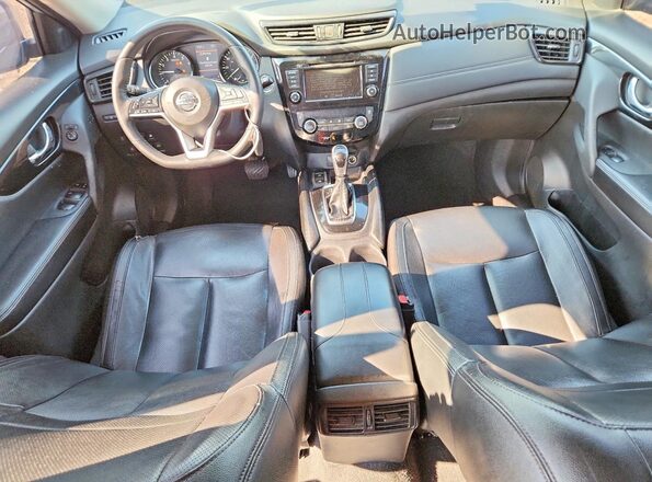 5N1AT2MV8KC822572 2019 NISSAN ROGUE Silver Սարքավորումների վահանակի տեսք