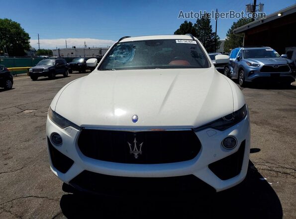 ZN661YUS8KX316658 2019 MASERATI LEVANTE White Вид ззаду