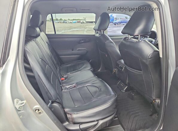 5TDCZRAH7MS069461 2021 TOYOTA HIGHLANDER Silver Շարժիչի բաժամունքի տեսք