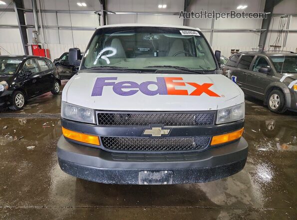 1GCWGAF18K1217255 2019 CHEVROLET EXPRESS White Rear view