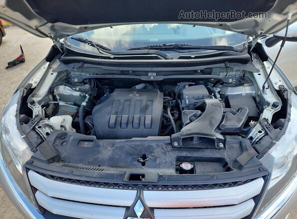 JA4AS3AA0LZ033291 2020 MITSUBISHI ECLIPSE Silver Vista de la etiqueta del VIN