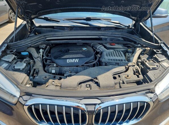 WBXHT3C30J5K25396 2018 BMW X1 Gray VIN sticker view