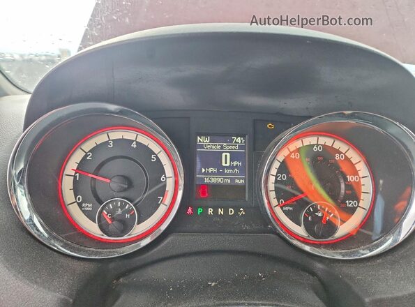 2C4RDGEG8JR285113 2018 DODGE GRAND Maroon Widok tylnych siedzeń