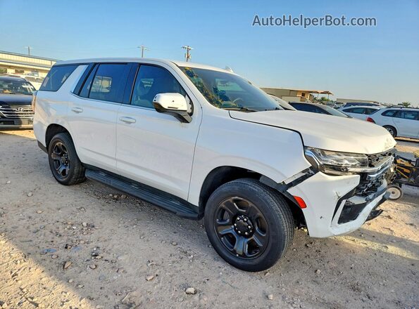 1GNSCLED2PR520582 2023 CHEVROLET TAHOE Белый Вид спереди