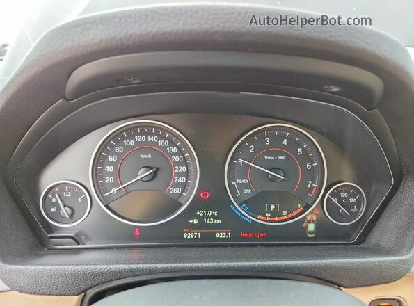 WBA8D9G55JNU70281 2018 BMW 3 SERIES Black Հետևի նստատեղերի տեսք