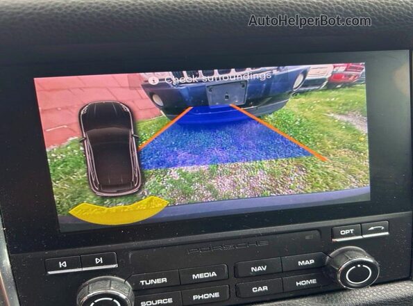 WP1AB2A56HLB10242 2017 PORSCHE MACAN Silver Engine compartment view