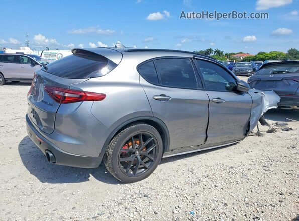 ZASPAJAN6L7C75483 2020 ALFA ROMEO STELVIO Gray Front right