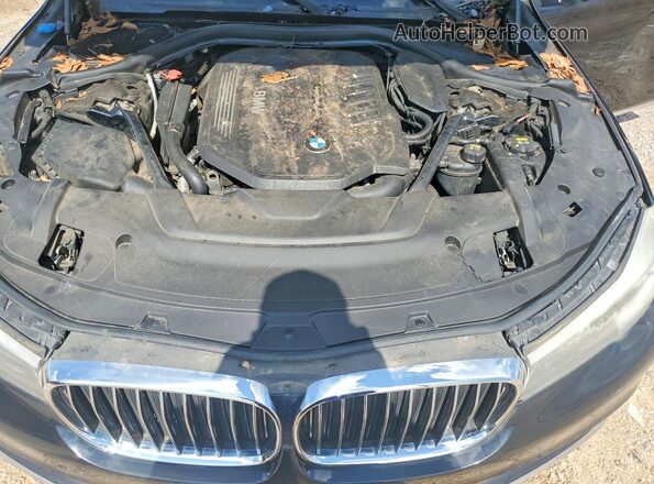 WBA7E2C55HG740100 2017 BMW 7 SERIES Black Widok komory silnika