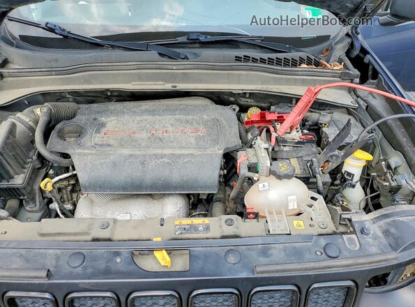 ZACNJBAB5KPK67434 2019 JEEP RENEGADE Blue Widok komory silnika