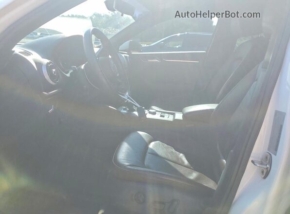 WAUAUGFF1LA060894 2020 AUDI A3 White Առջևի վահանակի տեսք